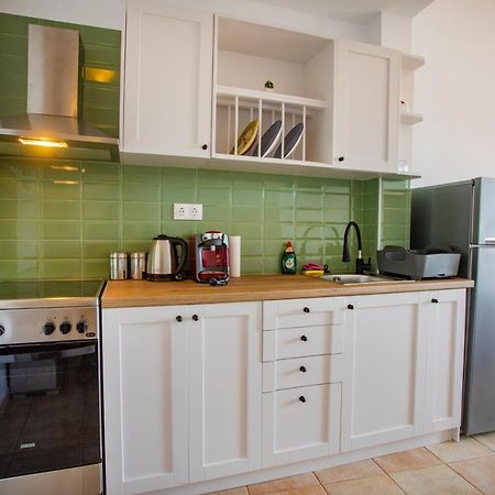 Notos Sea Front Apartment Glossa Exterior foto